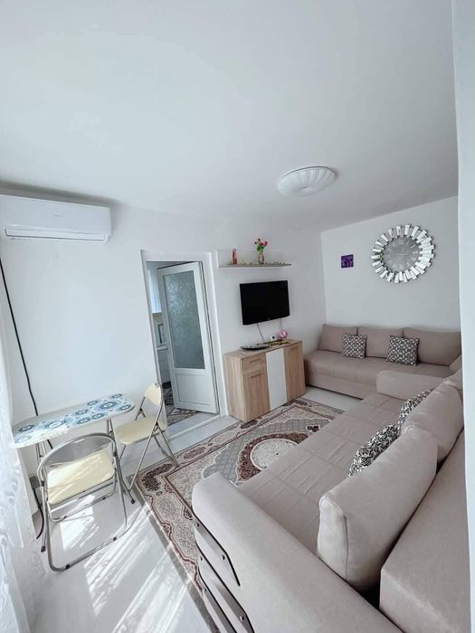 Inchiriez apartament 3 camere  zona campus Universitar Ovidius