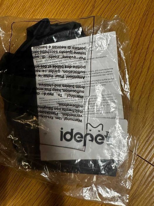 Poncho Ploaie Caine Idepet cu Gluga Marimea L Negru Impermeabil Nou