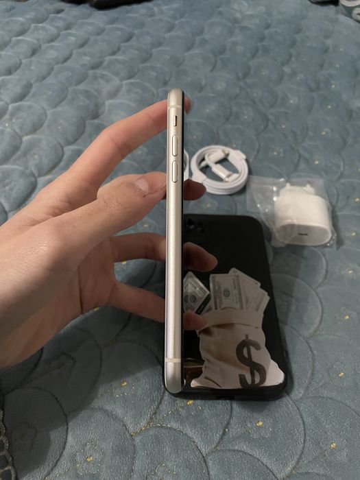 Продам Айфон 11 64gb 77%