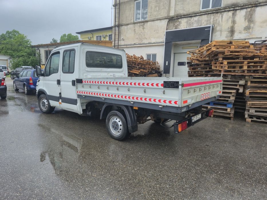 Iveco daily 7 locuri  2.8 130hp