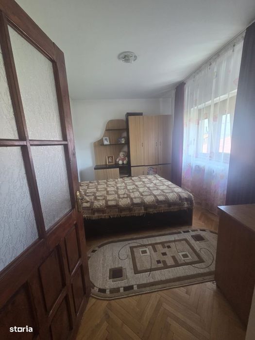 Vila P +E Cartier Rovine, Craiova