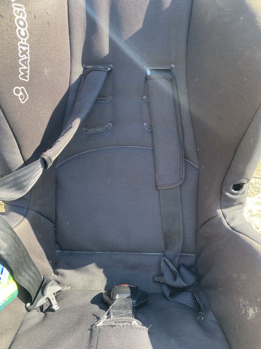 Scaun auto Maxi Cosi 9-36 kg cu pozitie de somn