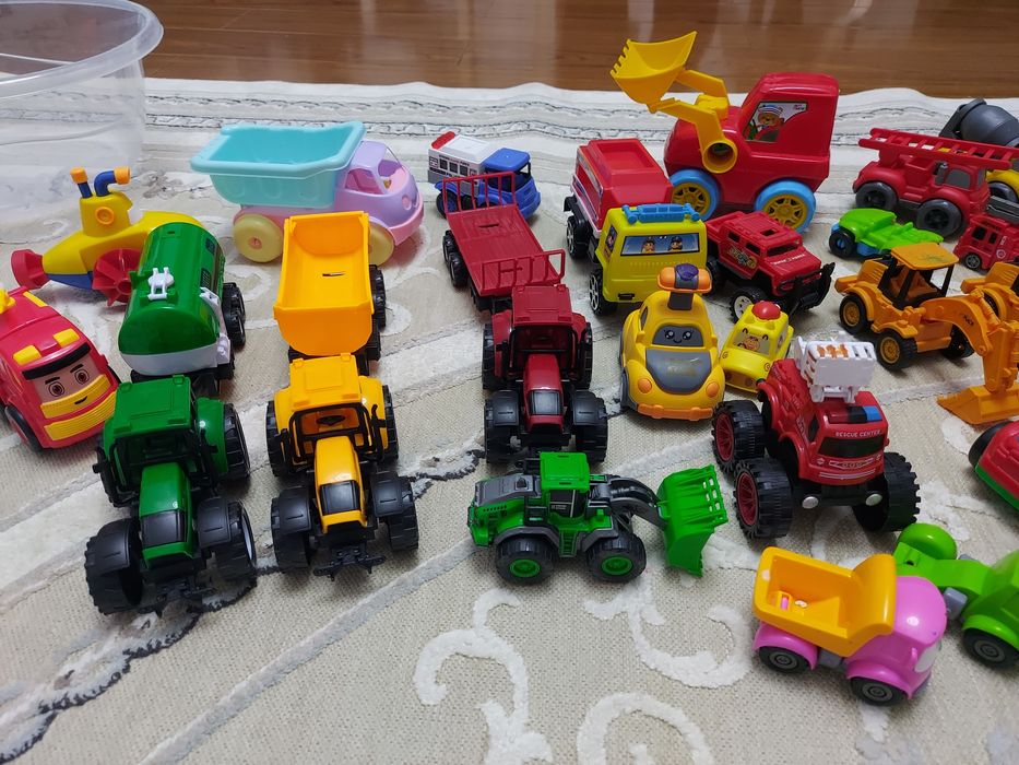 Все вместе за 5500 тг машины