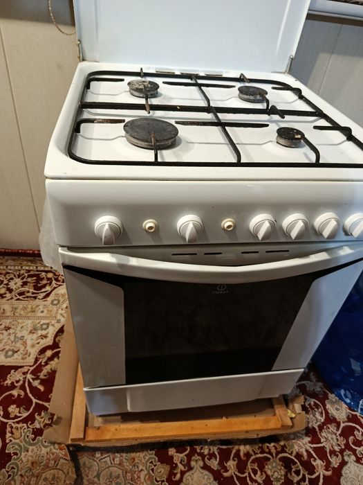 Indesit плита духовка