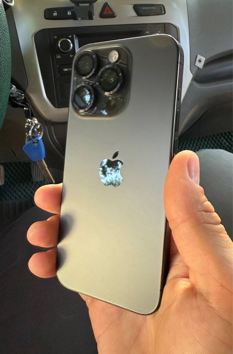 SROCHNA SOTAMAN Kelishamiz Iphone 15 pro ideal kor dok bor