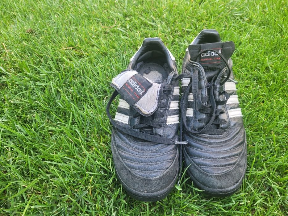 Стоножки Adidas Mundial Team