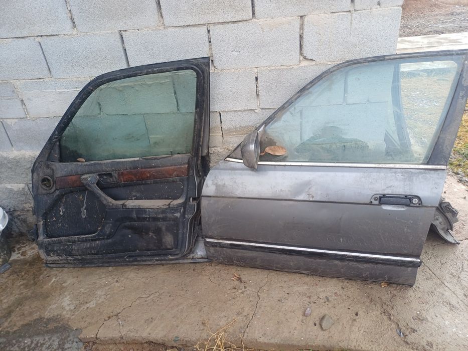 Комплект Двери на БМВ е32