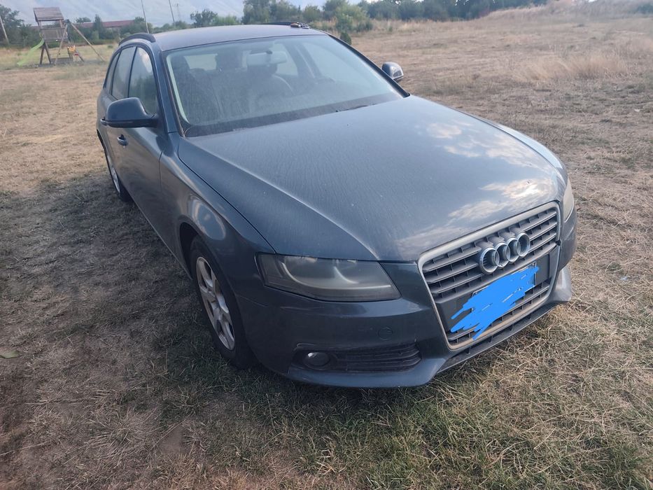 Audi A4 B8 2.0TDI 143k Na chasti