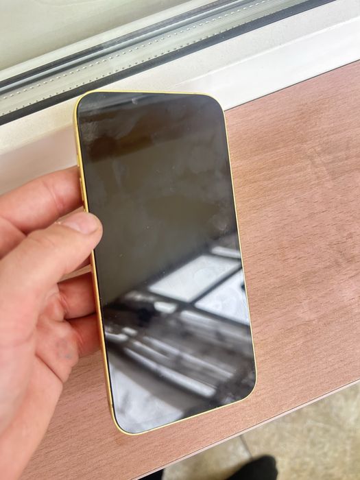 Срочно! Iphone 14+ pluse