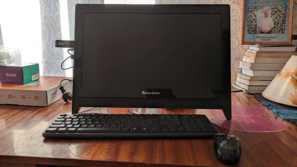 Моноблок LENOVO C20-22