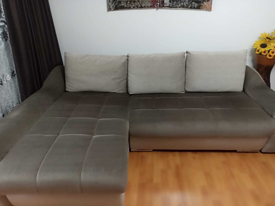 Vând colțar extensibil