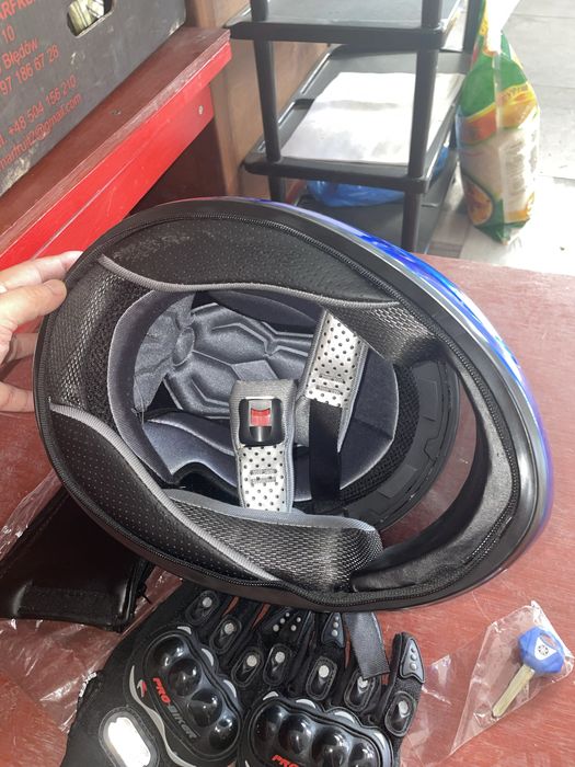 Шлем для мотоцикла новый