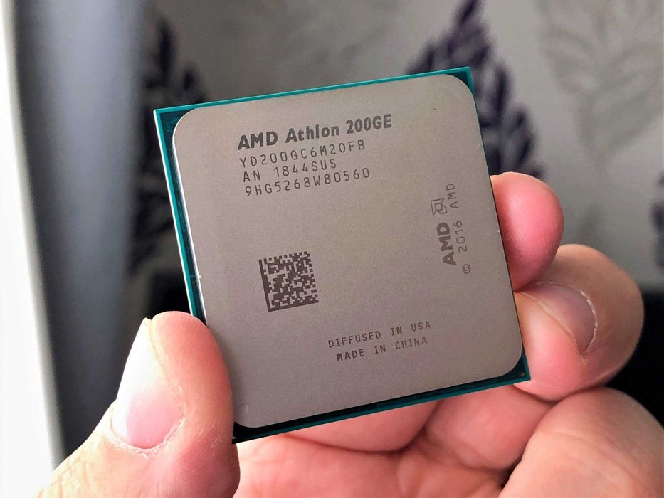 AMD Athlon 200GE vs AMD A8-9600 - AskGeek.io