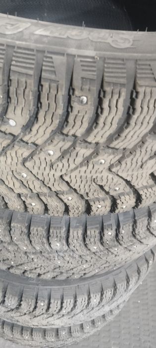 Шины р17 шыпы откатались два месяца в отличном состоянии без камерка..