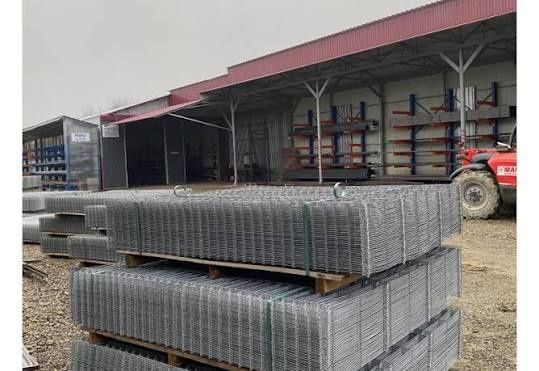 Realizăm garduri din plasă bordurata la oferta