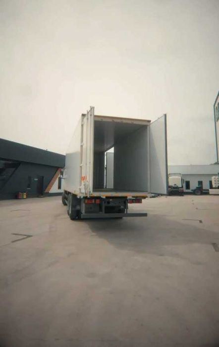SINOTRUK HOWO V5X фургон улгириб колинг