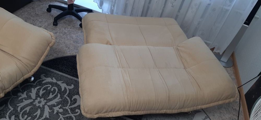 Диван с креслами