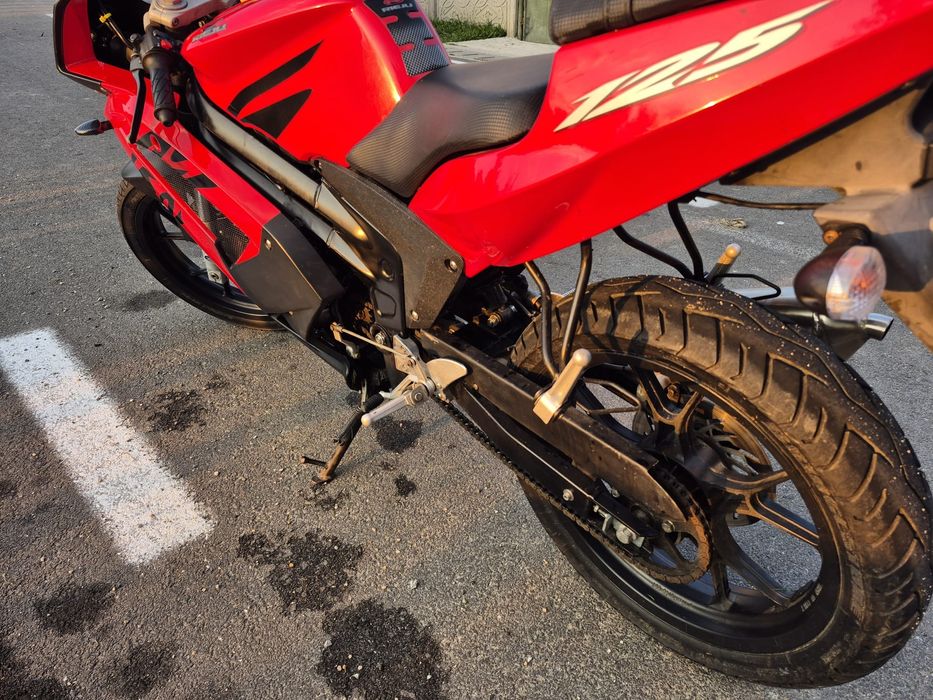 Vând motocicleta rieju 125