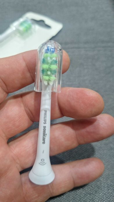 Глави за четки филипс sonicare 4 бр в пакет.