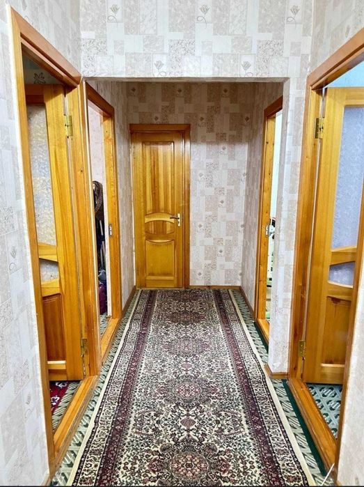 Alpomish ko'chasida 3 xonalik uy sotiladi