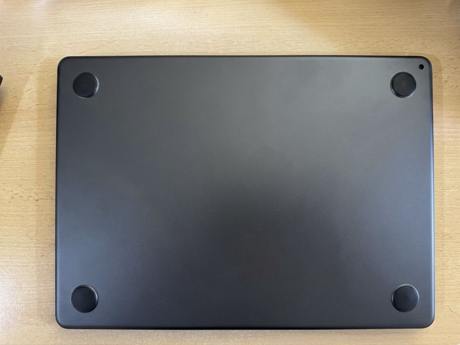 MacBook Air M2 | Ca NOU | 25 Cicluri | Midnight | 13” | 8GB | 256GB