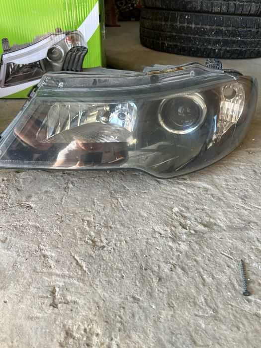 Фар для некси билед