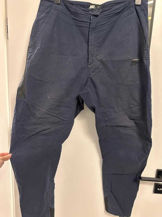 Pantaloni trening sport barbati Nike L