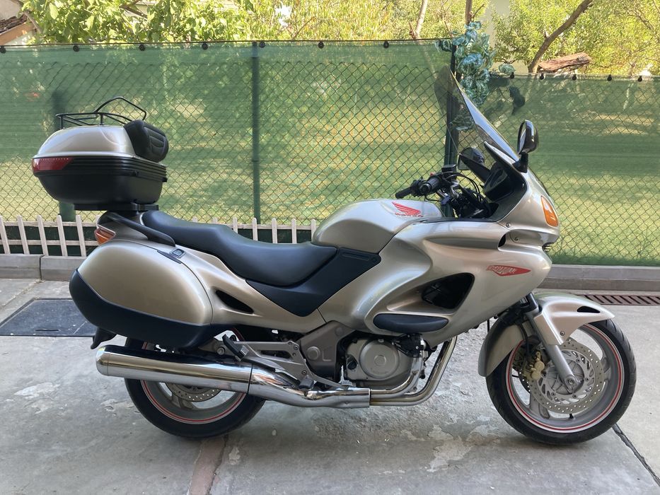 Хонда Дювил 650