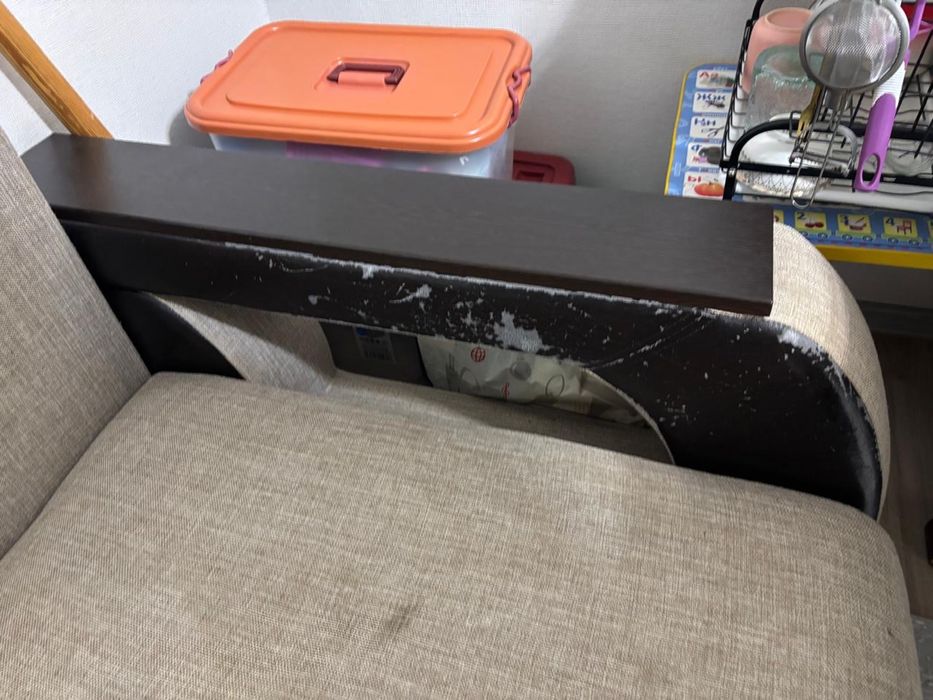 Продам диван б/у, самовывоз с орбиты-4