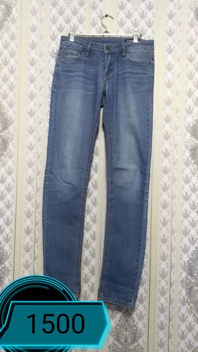 Продам джинсы для мальчиков