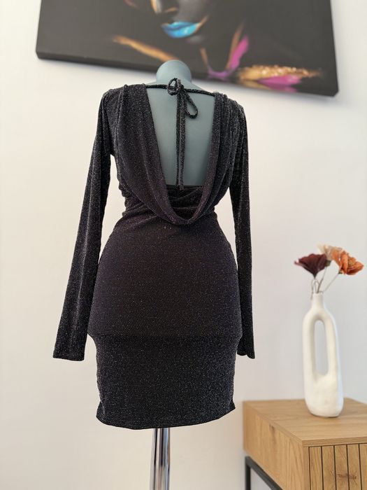Rochie cu sclipici si spatele gol Signature