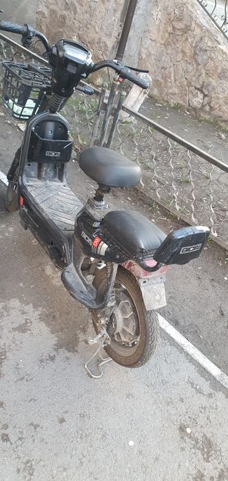 Продам электрический скутер