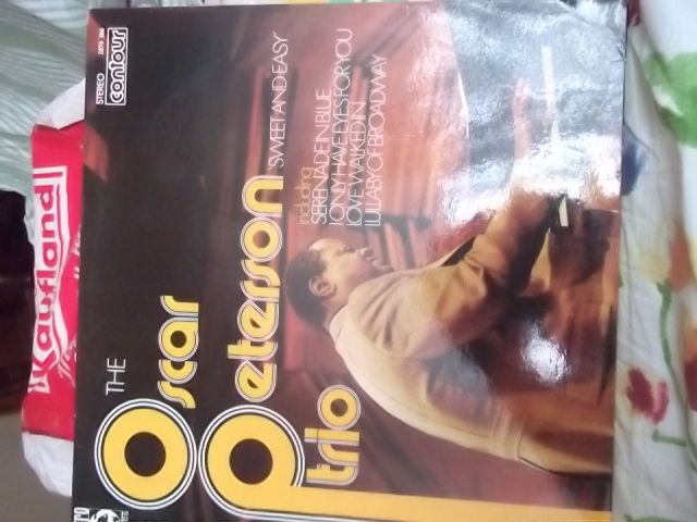 Нова лонг плей плоча на Оскар Питърсън, английско производство