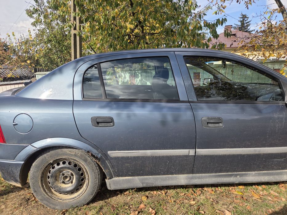 Opel astra  G 1.6 16V
