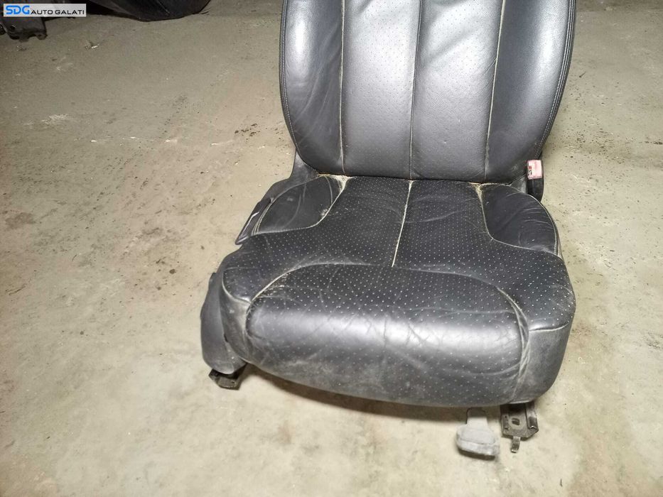 Scaun Dreapta Fata Pasager Fara Incalzire Piele Volkswagen Passat B6 2005 - 2010 [L0080]