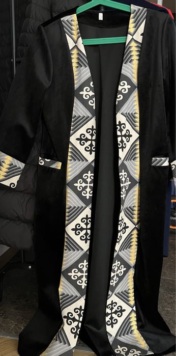 Продам шапаны женские