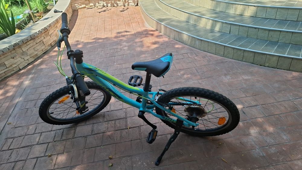 Vând bicicletă copii