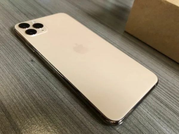 Продам iphone 11 pro 256