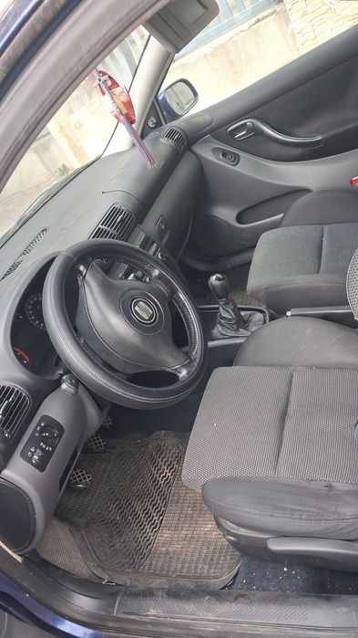 SEAT Leon 2003 — imagine 2