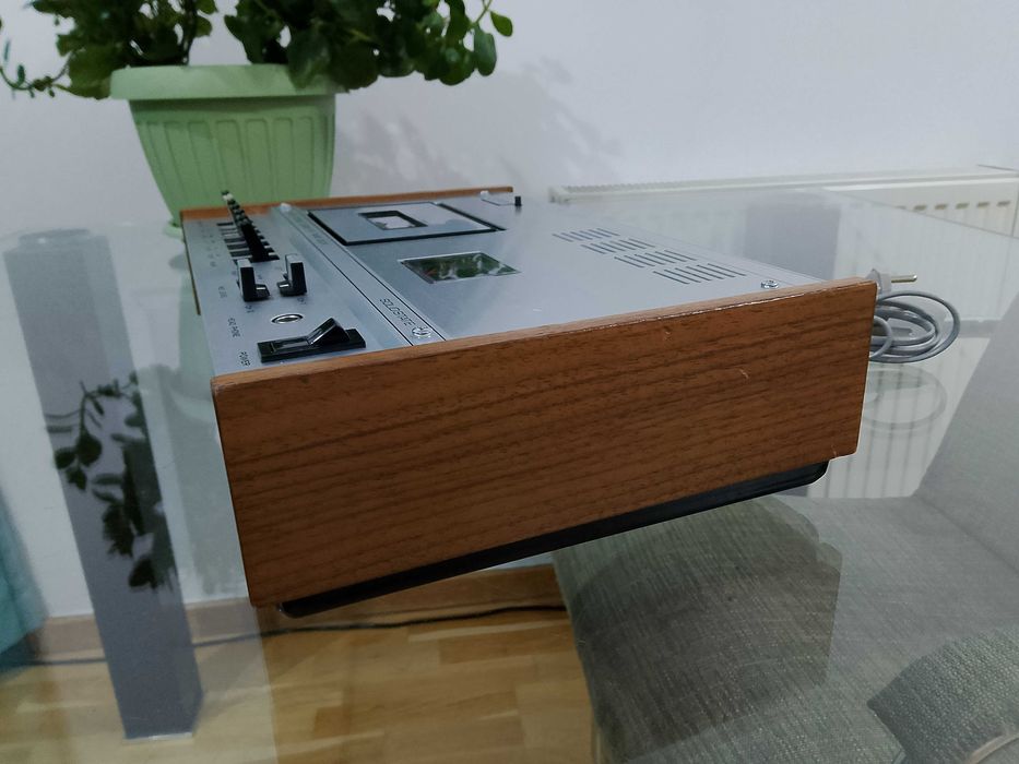 Luxor DT 4000G Diatone/Mitsubishi 1971 functional