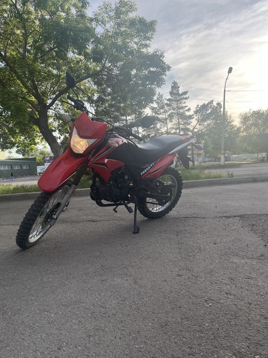 Продам мотоцикл эндуро