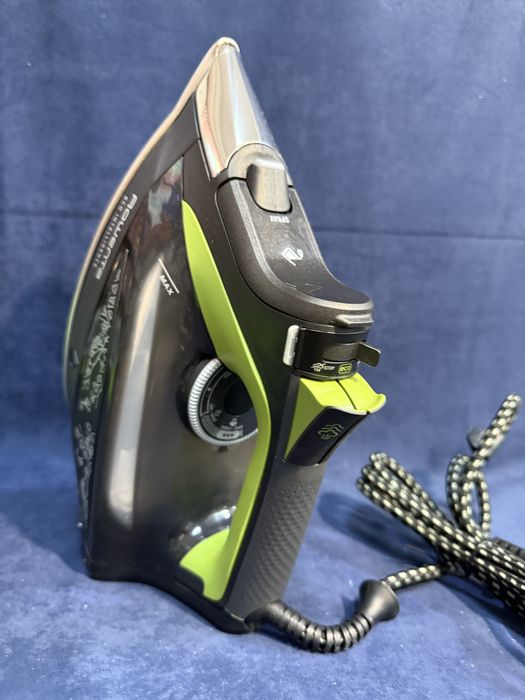 Парна ютия Rowenta DW6330