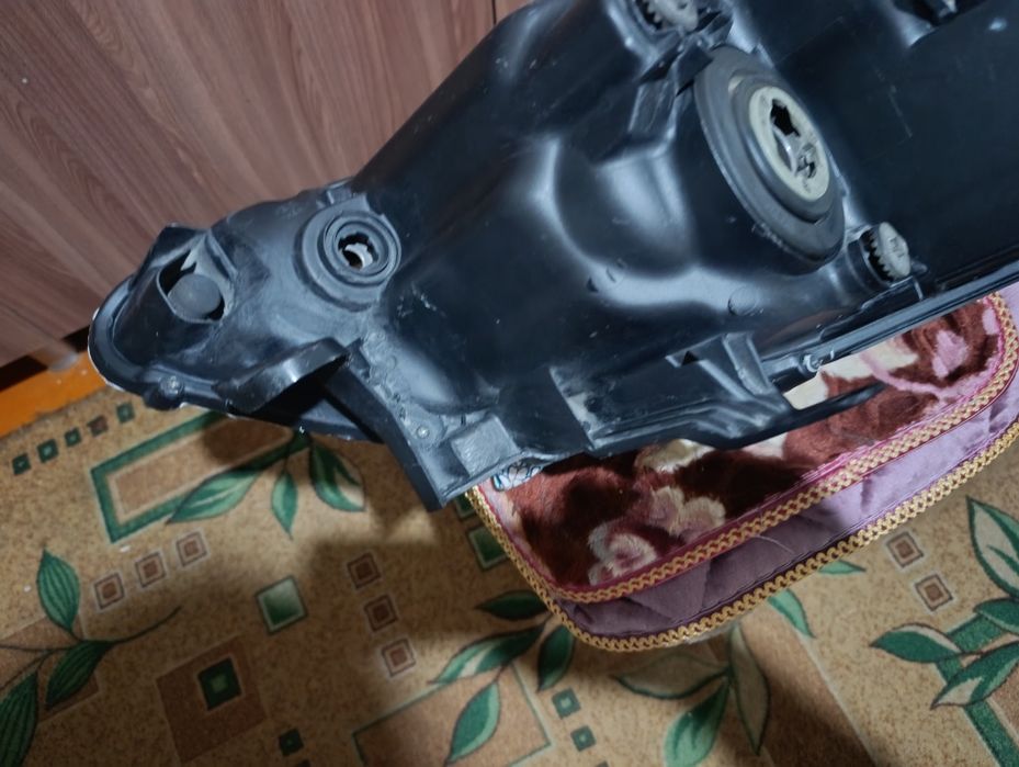 Фара на Тойота Камри 50