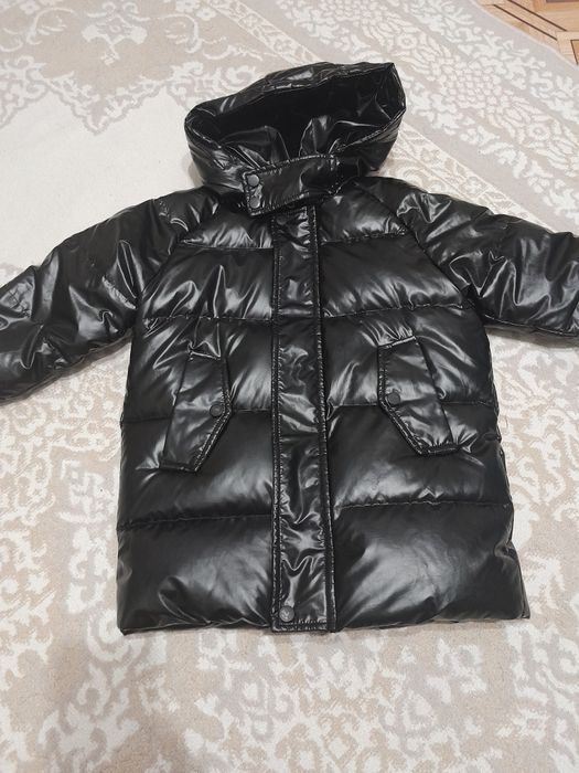 Продам куртку весна/осень на девочку.