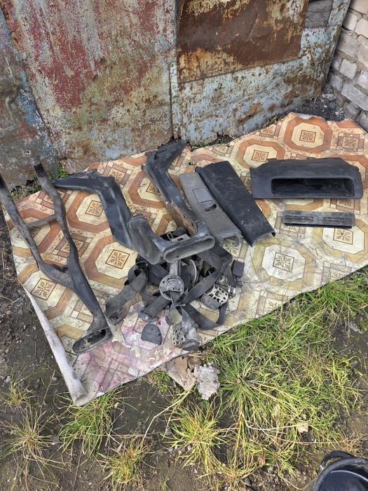 Запчасти на ауди с4