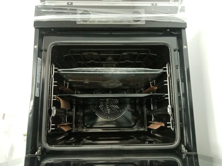 Cuptor electric și plita vitroceramica Gorenje