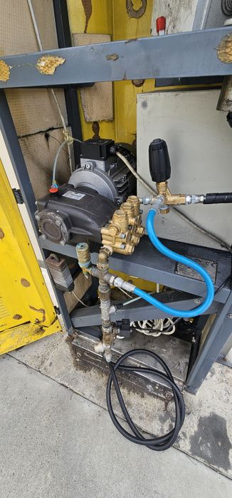 Vând 3 piste monobloc self-service – spălătorie auto