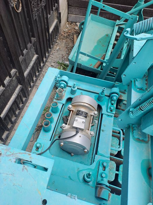 Песочный аппарат Пескоблок Шлакаблок