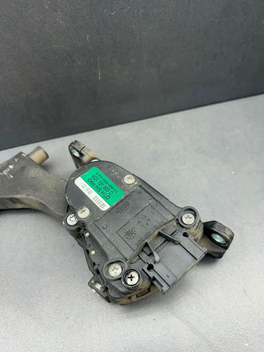 Pedala acceleratie 6Q1721503C Volkswagen VW Golf 1.6 MT (105 hp)
