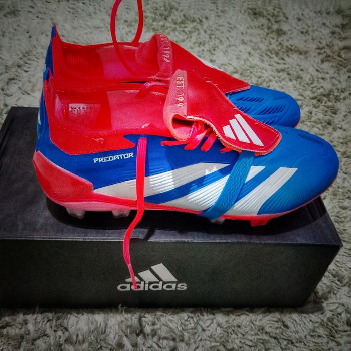 Продам бутсы предатор срочно!!